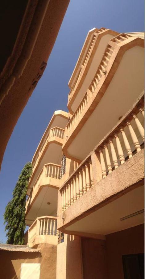 Hotel Kavana Uagadugú Exterior foto